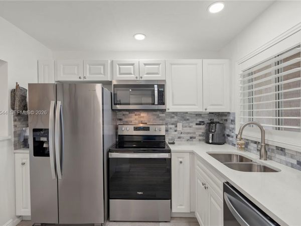 6750 Royal Palm Blvd , Unit 107E, Margate, FL 33063