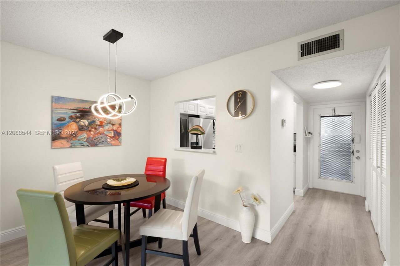 6750 Royal Palm Blvd , Unit 107E, Margate, FL 33063 Photo