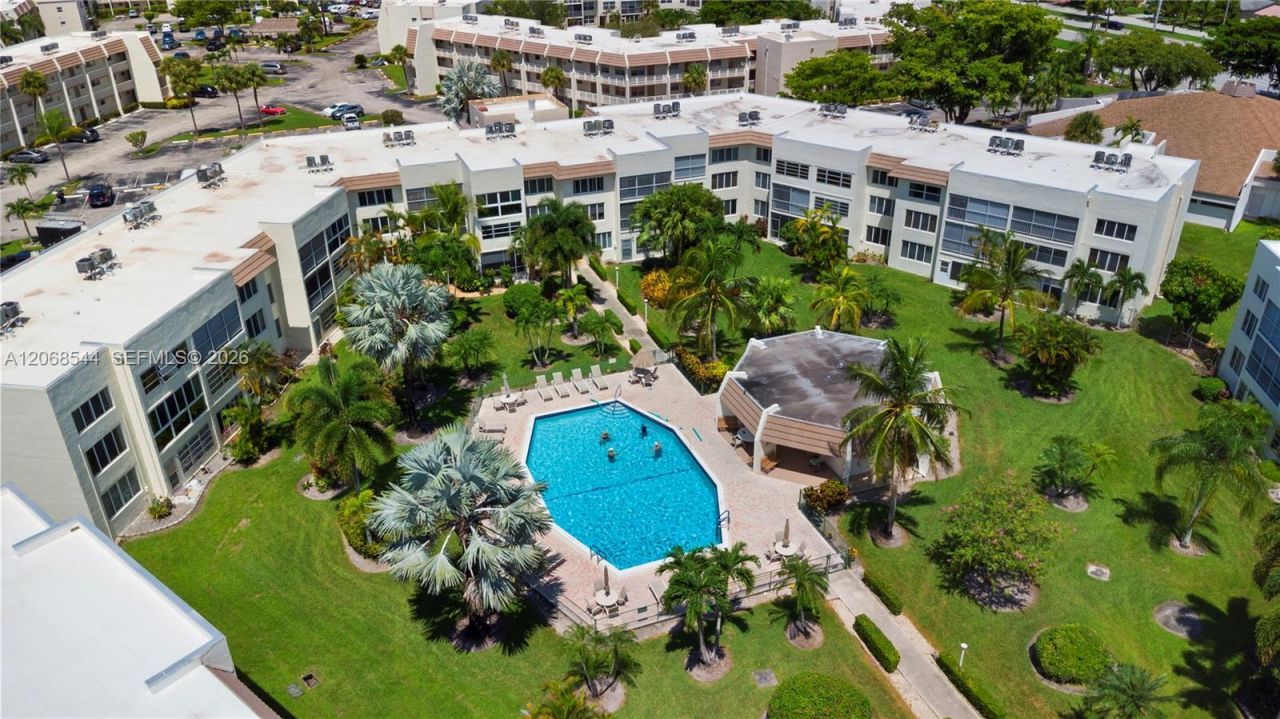 6750 Royal Palm Blvd , Unit 107E, Margate, FL 33063 Photo
