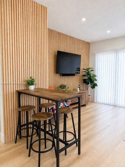 204 SW 2nd Ave, Hallandale Beach, FL 33009 Photo