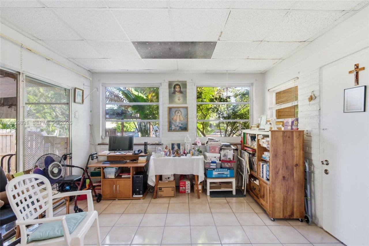 621 SE 4th St, Hialeah, FL 33010 Photo