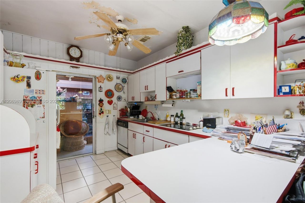 621 SE 4th St, Hialeah, FL 33010 Photo