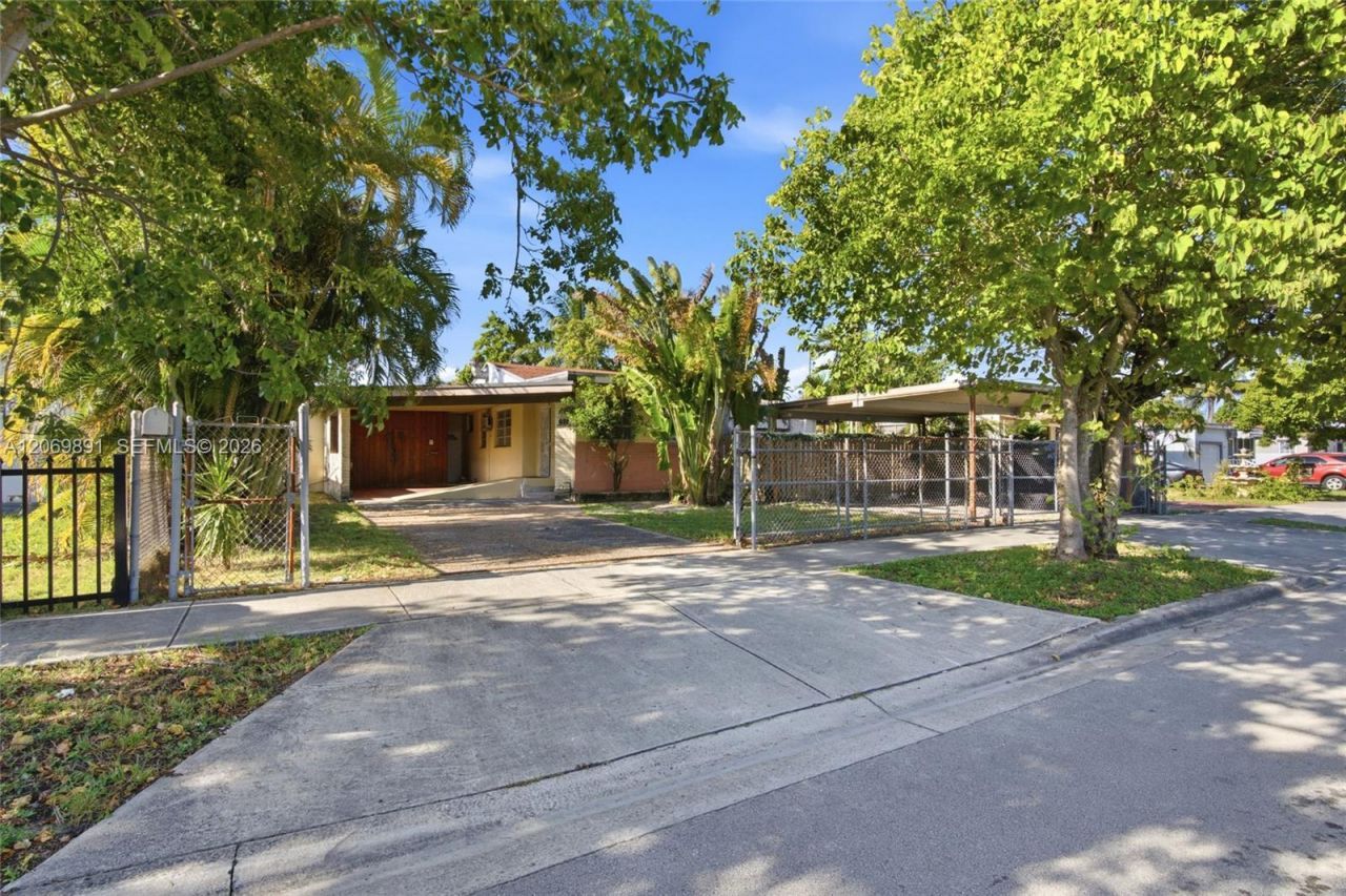 621 SE 4th St, Hialeah, FL 33010 Photo