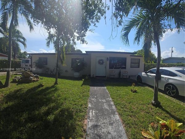 13800 Harrison St , Miami, FL 33176
