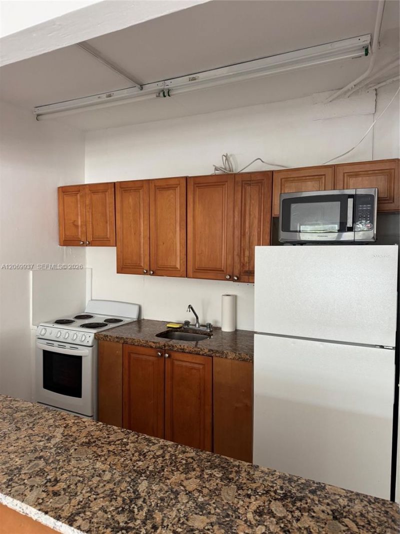 2200 E Hallandale Beach Blvd, Unit 112, Hallandale Beach, FL 33009 Photo