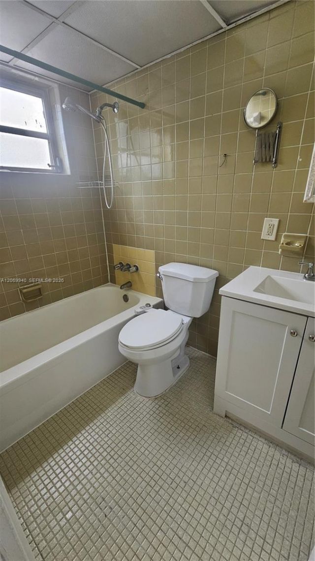 1230 W 54th St , Unit 226A, Hialeah, FL 33012 Photo