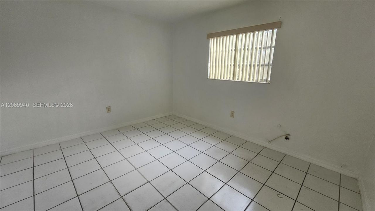 1230 W 54th St , Unit 226A, Hialeah, FL 33012 Photo
