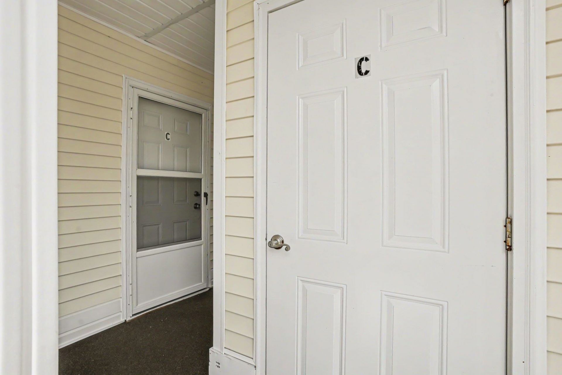 623 Tupelo Ln. Photo 4