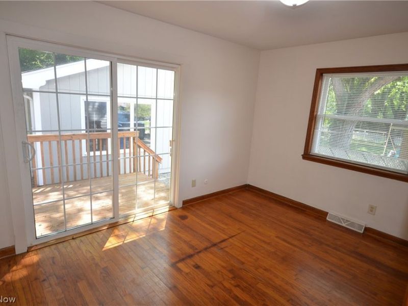 2910 Farmdale Road, Akron, OH 44312 Photo 11