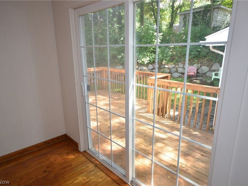 2910 Farmdale Road, Akron, OH 44312 Photo 13