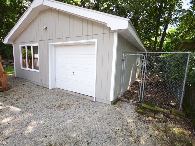2910 Farmdale Road, Akron, OH 44312 Photo 22
