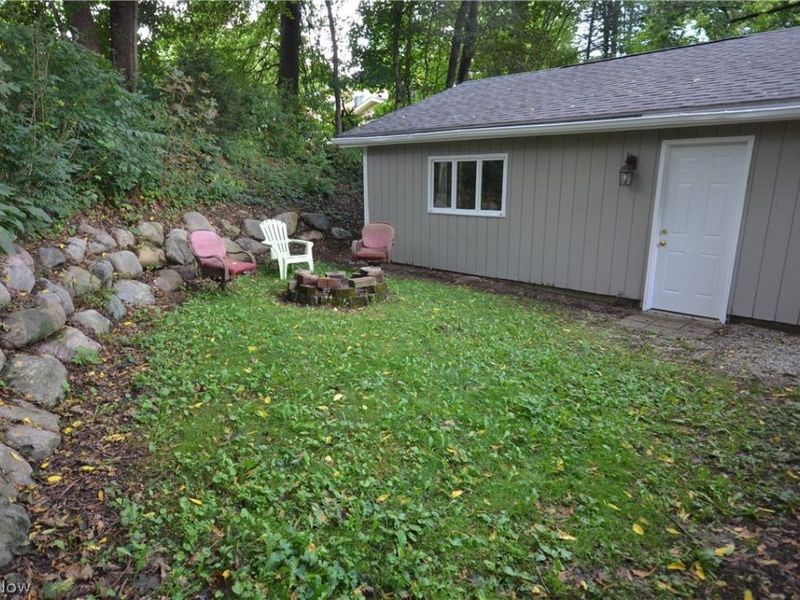 2910 Farmdale Road, Akron, OH 44312 Photo 5