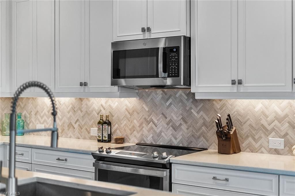 2609 Seychelles Cir, Unit 1608, Naples, FL 34112 Photo