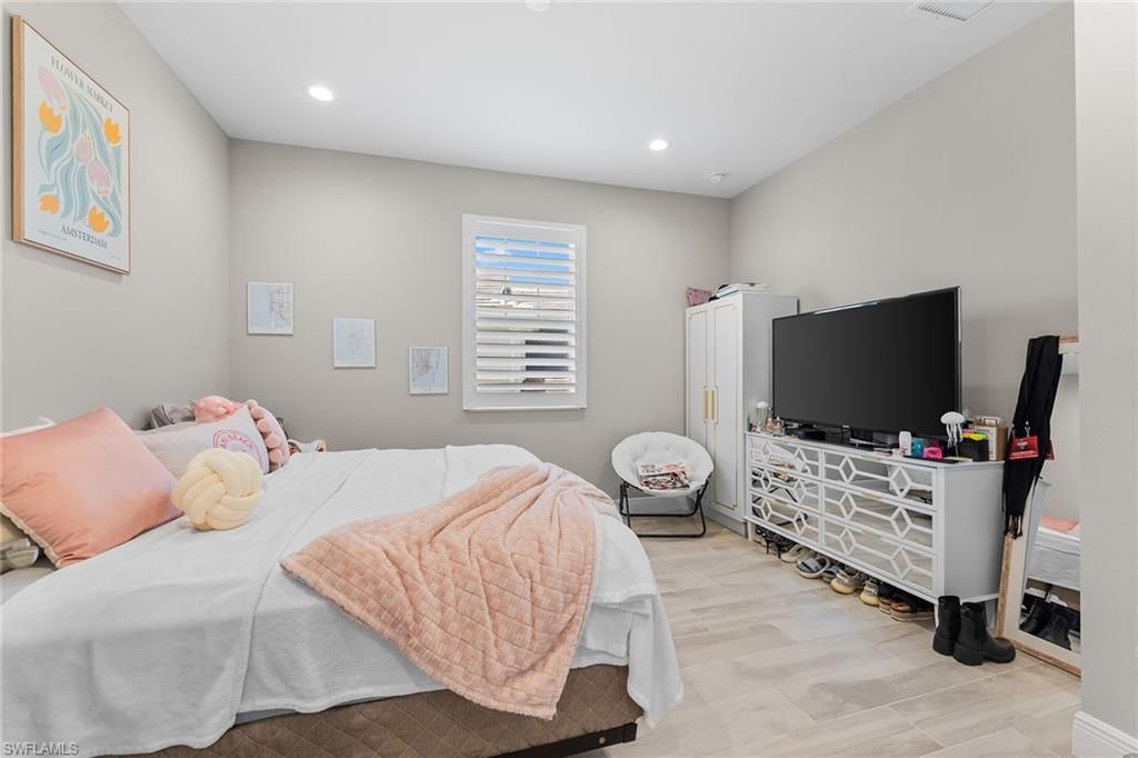 2609 Seychelles Cir, Unit 1608, Naples, FL 34112 Photo