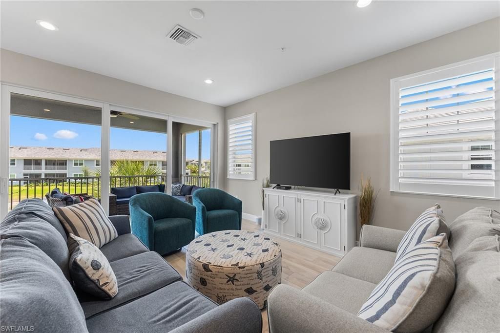 2609 Seychelles Cir, Unit 1608, Naples, FL 34112 Photo