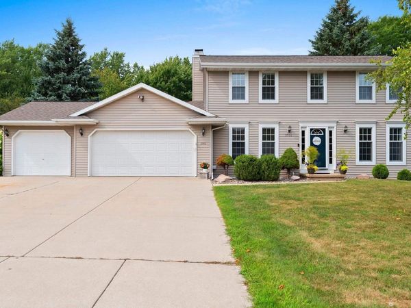 2906 SUNRAY LANE, Green Bay, WI 54313