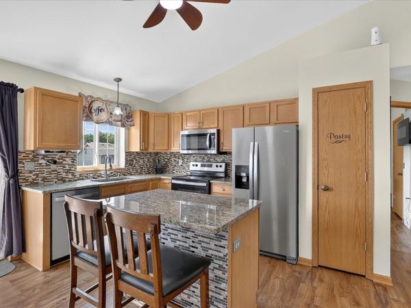 1201 Winston Drive, Edgerton, WI 53534
