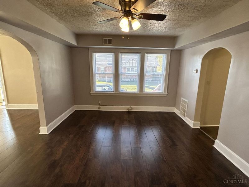 1802 Lawn Avenue, Cincinnati, OH 45237 Photo 5
