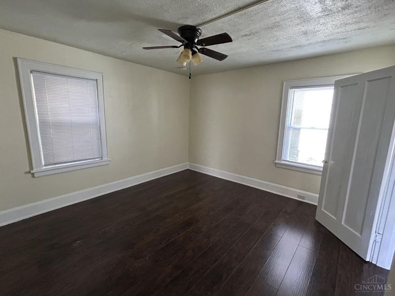 1802 Lawn Avenue, Cincinnati, OH 45237 Photo 7