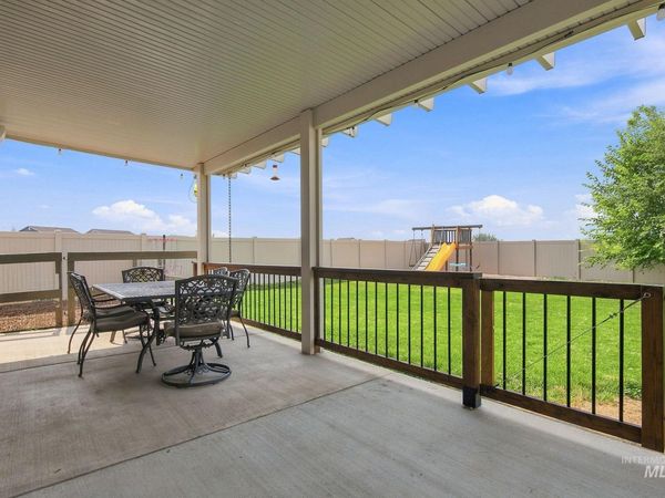 17215 N Wingtip Way, Nampa, ID 83687