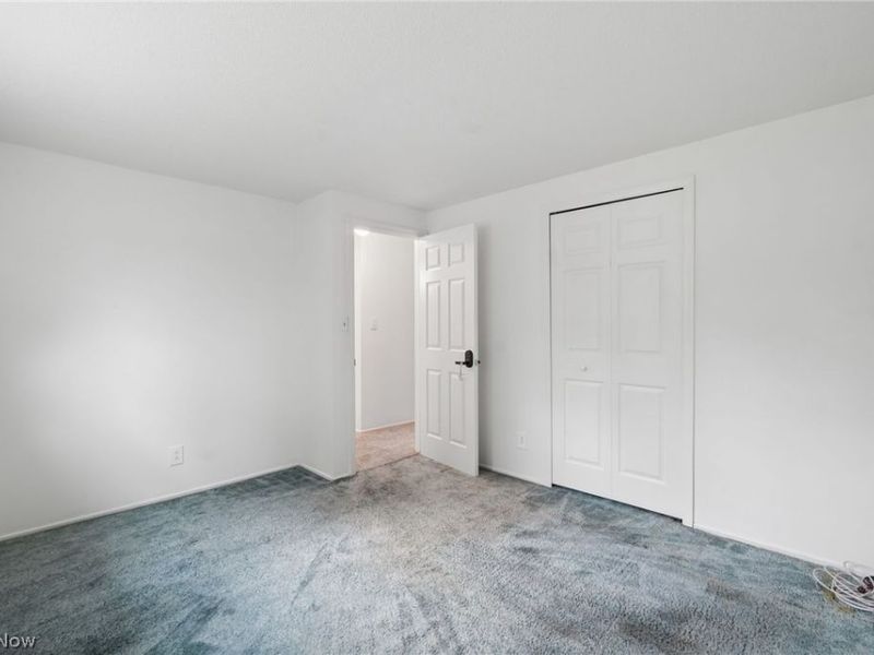 4977 Warminster Drive, Columbus, OH 43232 Photo 17