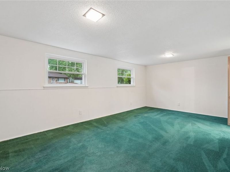 4977 Warminster Drive, Columbus, OH 43232 Photo 23