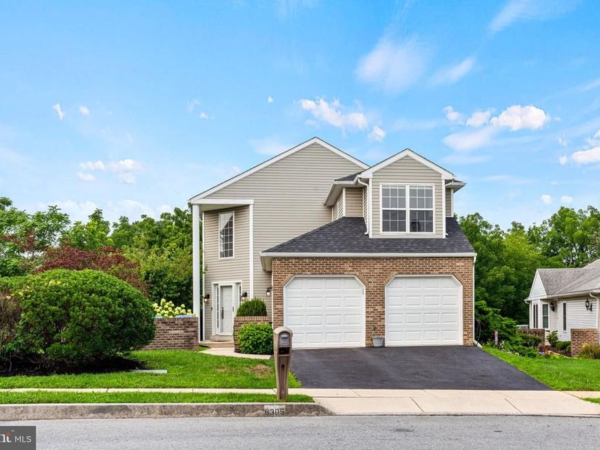 6305 S Highlands Circle, Harrisburg, PA 17111 Main Photo