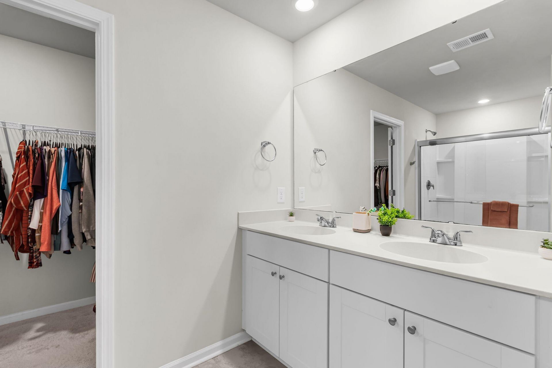 414 Minim Street Photo 16