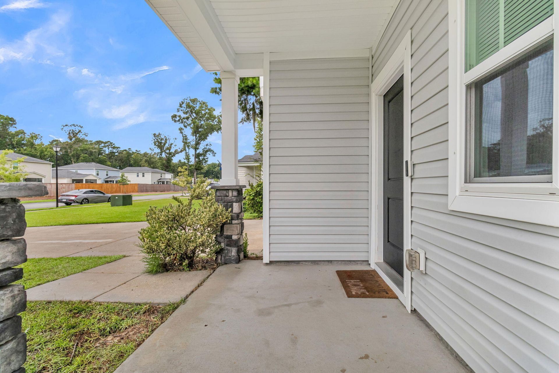 414 Minim Street Photo 31