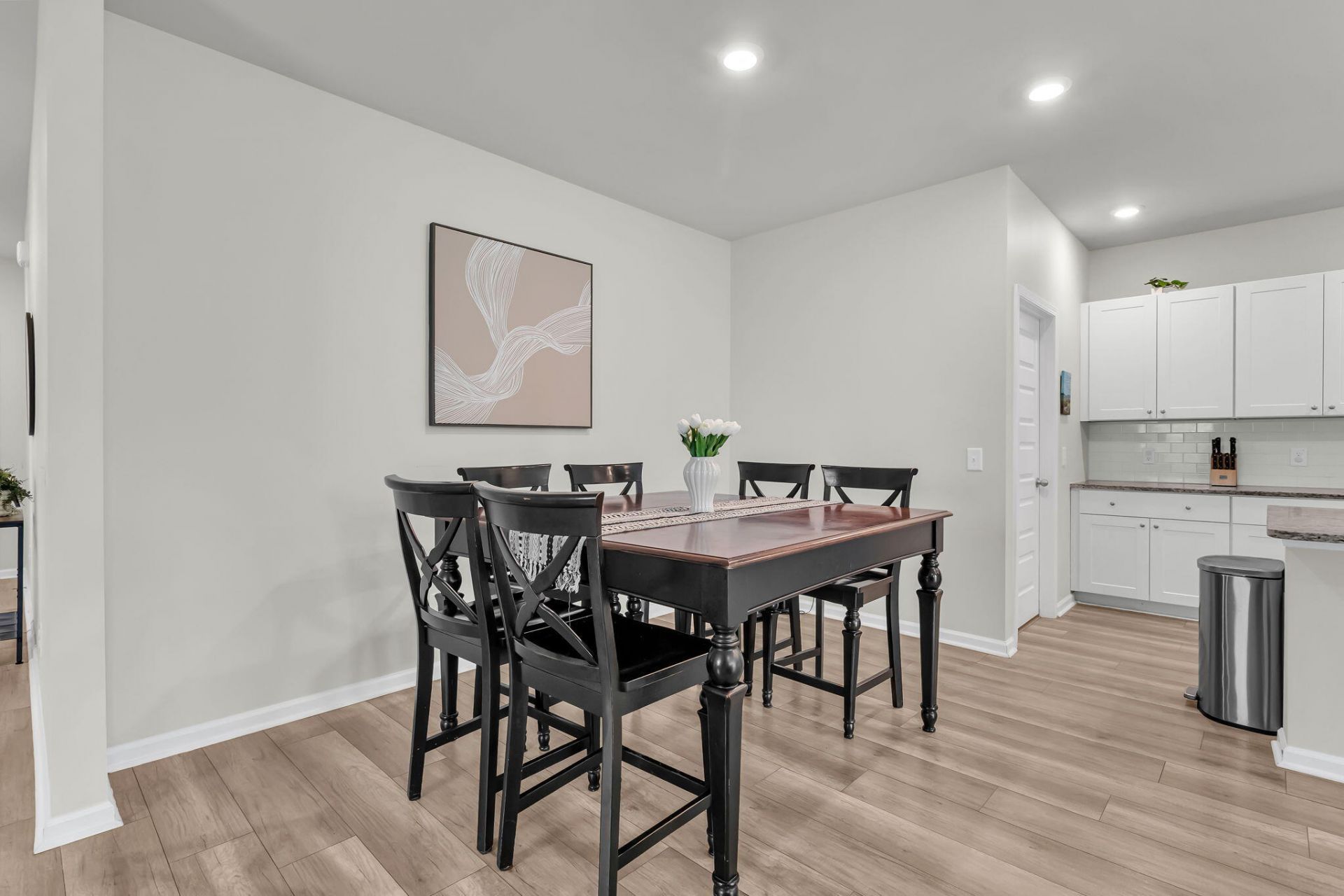 414 Minim Street Photo 9