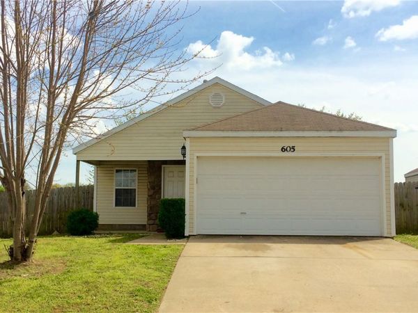 605 Cedar Brook Street , Decatur, AR 72722