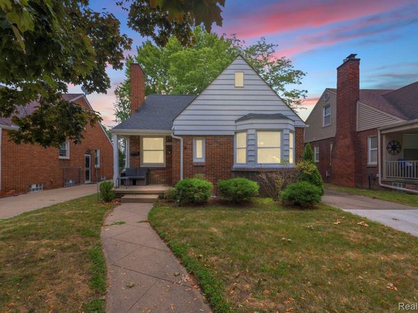 1520 N Vernon Street, Dearborn, Mi 48128