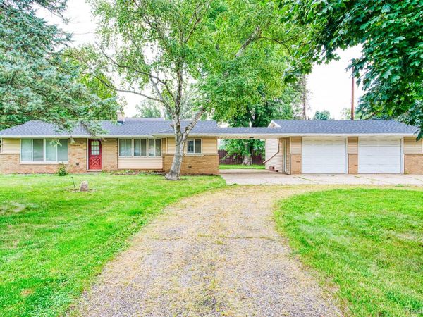 8020 Fairfield Road, Handy Township, Mi 48836