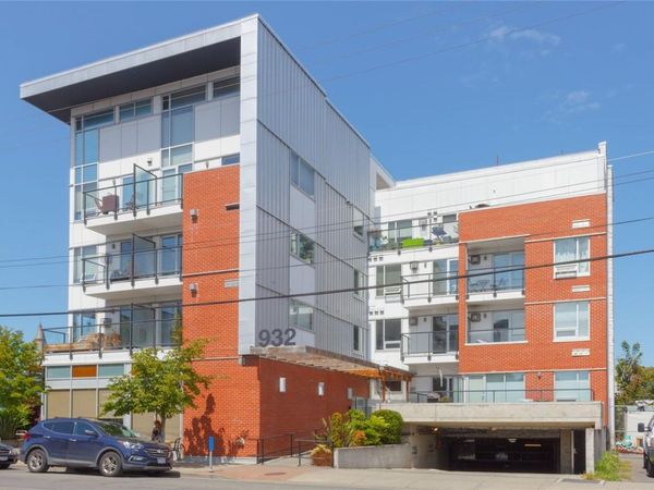 932 Johnson St , Unit #303, Victoria, BC V8V 3N4