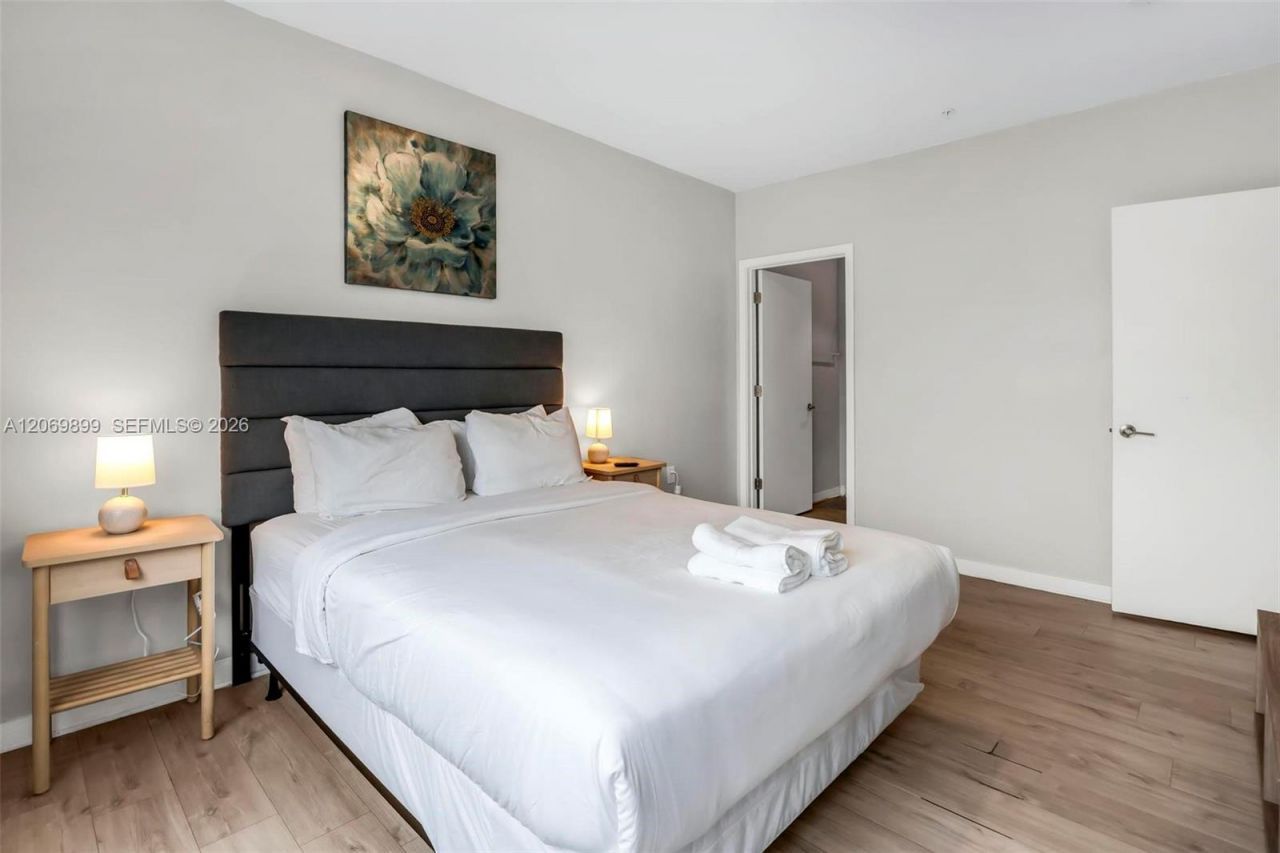 171 NW 158th St , Unit 8, Miami, FL 33169 Photo