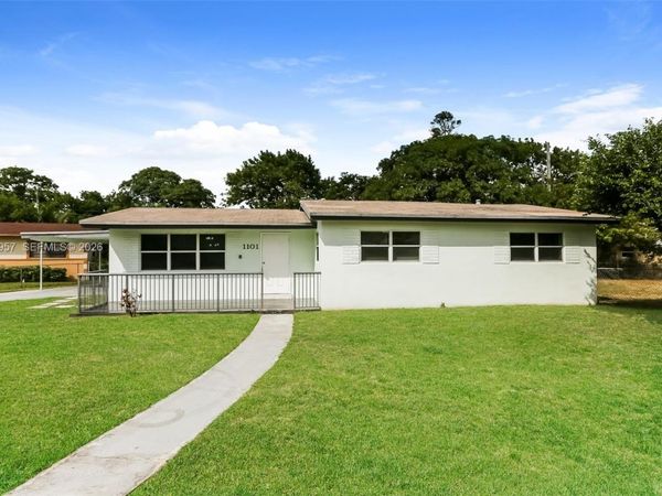 1101 NW 18th St, Fort Lauderdale, FL 33311