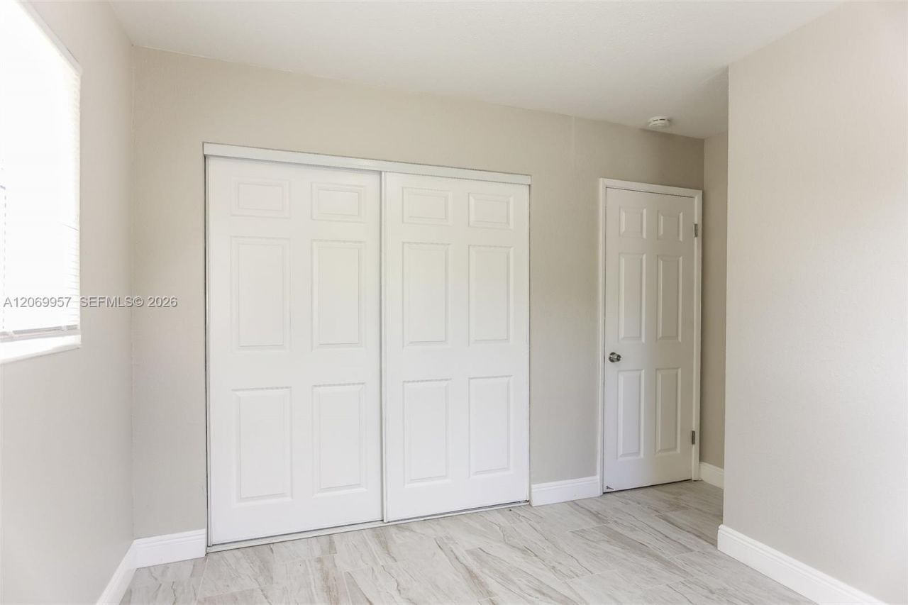 1101 NW 18th St, Fort Lauderdale, FL 33311 Photo