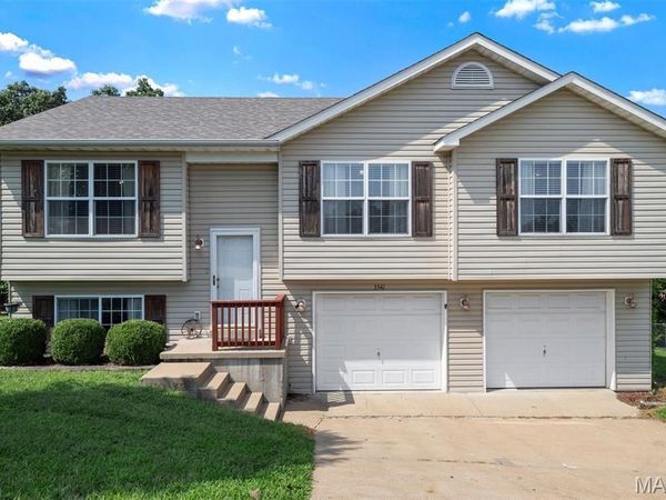 5541 Wagon Train Drive, House Springs, MO 63051