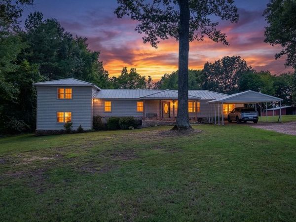 11555 White Pike, Cherokee, AL 35616