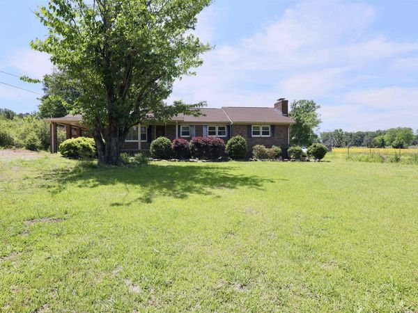 6700 River Rd, Muscle Shoals, AL 35661