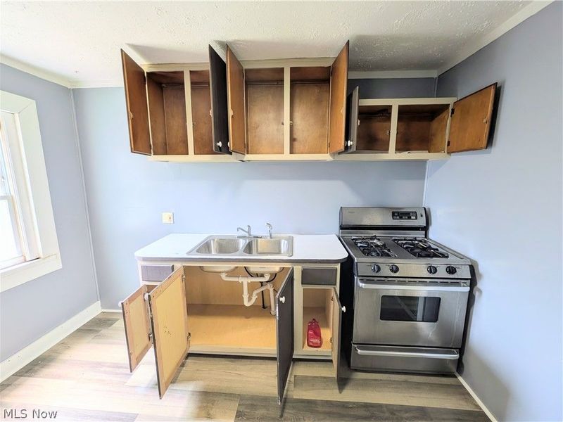 2217 W 104th Street, Cleveland, OH 44102 Photo 26