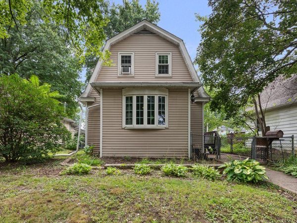 4452 17th Avenue , Rock Island, IL 61201