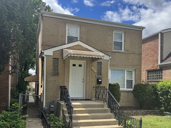 10048 S Saint Lawrence Avenue , Chicago, IL 60628