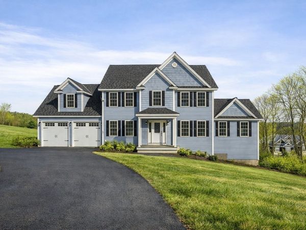 501 Alpine Rd, Unit Applewood, Fitchburg, MA 01420