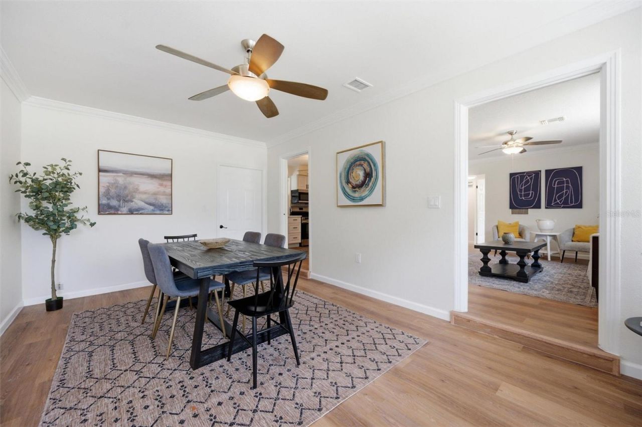 7242 Lynnwood Avenue N, Saint Petersburg, FL 33710 Photo