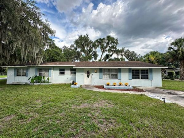 1020 COTTONWOOD STREET , LEESBURG, FL 34748