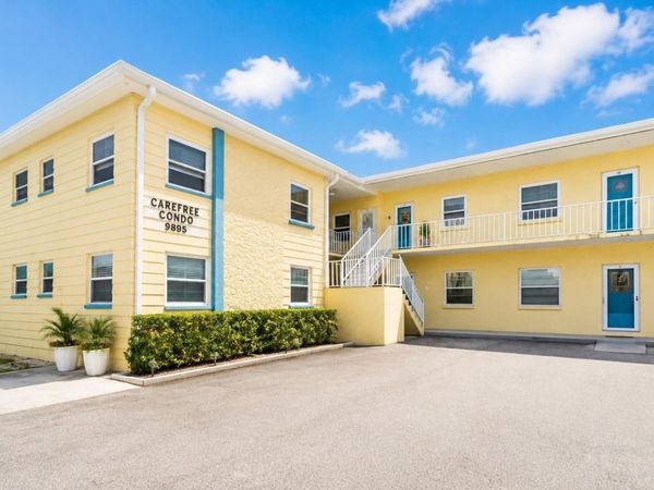 9895 1ST STREET E, Unit 5, TREASURE ISLAND, FL 33706