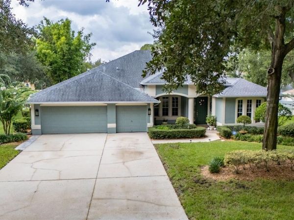 28 CAMELOT RIDGE DRIVE, BRANDON, FL 33511