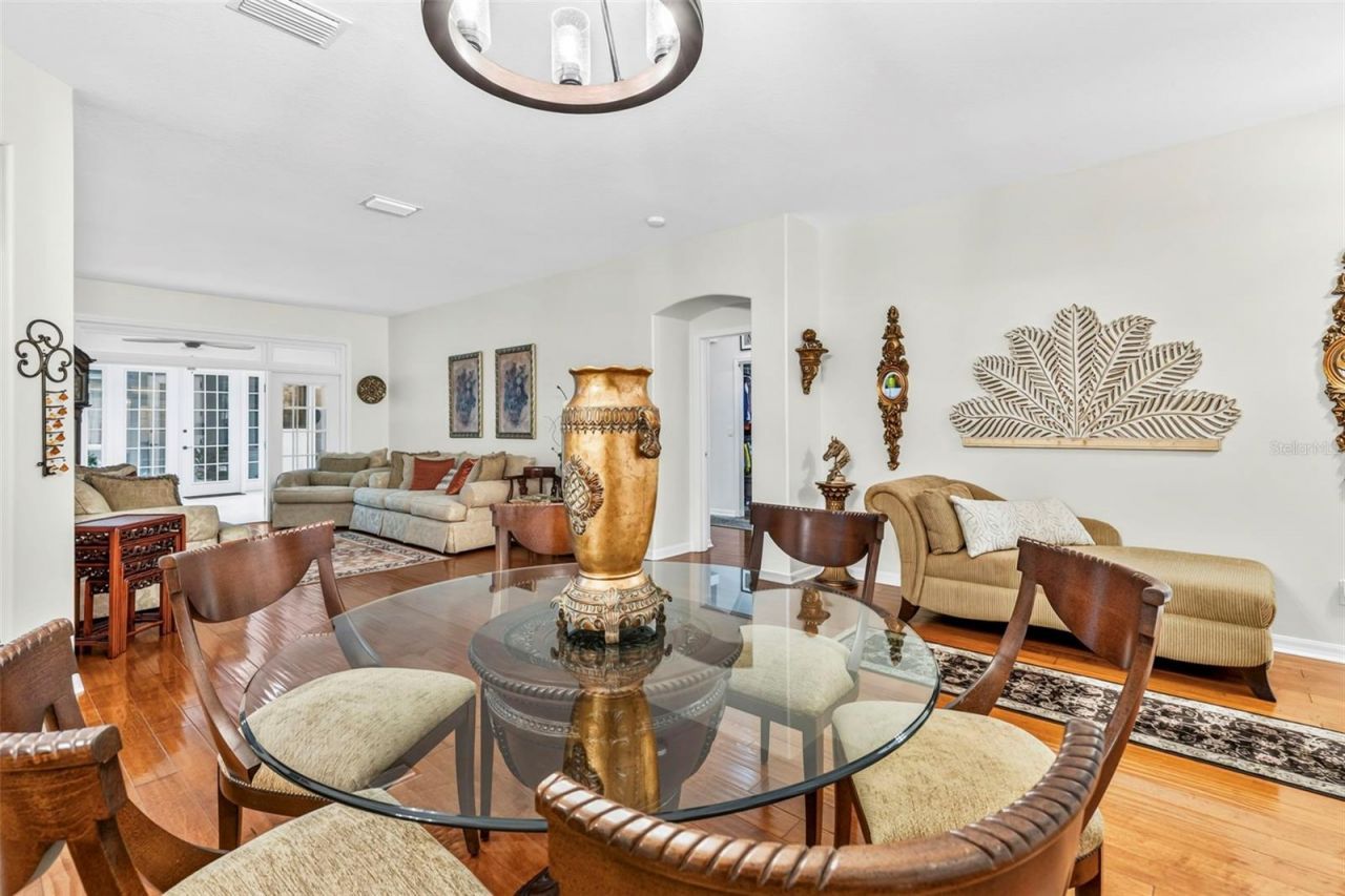 28 Camelot Ridge Drive, Brandon, FL 33511 Photo