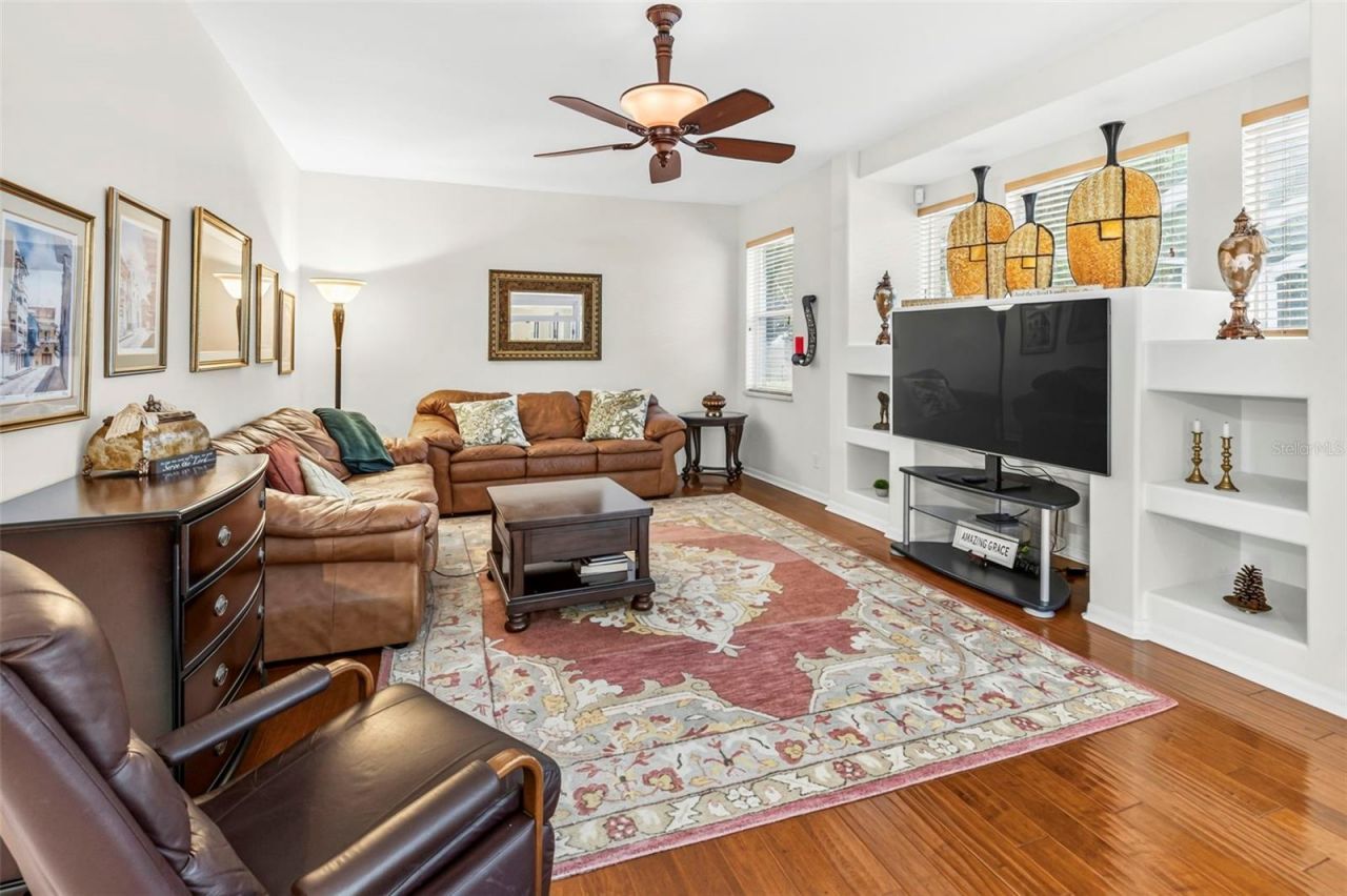 28 Camelot Ridge Drive, Brandon, FL 33511 Photo
